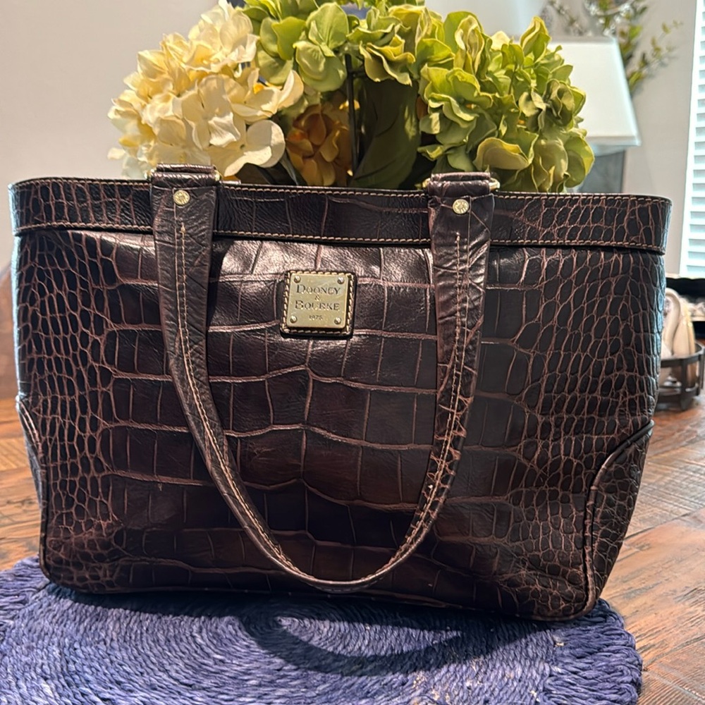 Dooney & Bourke brown leather purse.